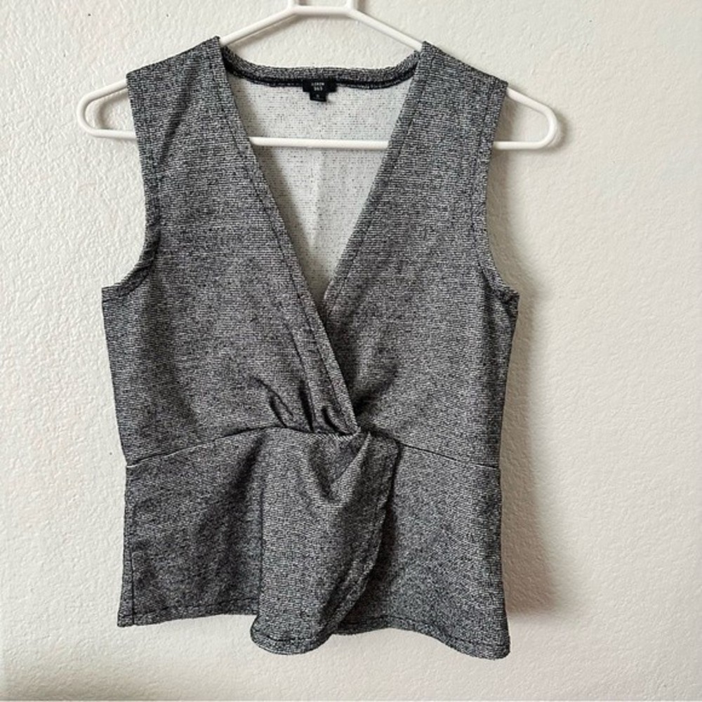 J.Crew 365 Small Bouclé Twist Peplum Tank Top Blouse Gray size small
